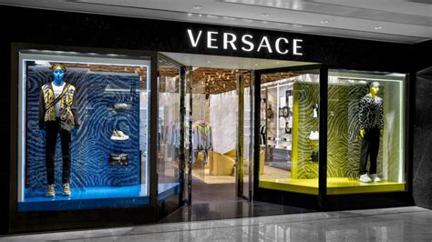 aprire negozio versace|Versace Lavora con noi: posizioni aperte, come candidarsi.